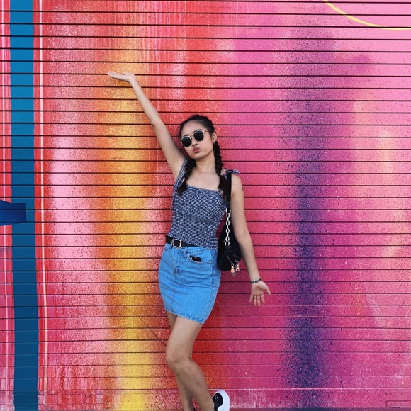 Meet your Posher, Yehjee - Picture 1 of 1